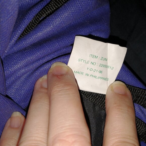 VINTAGE!! KELTY ZUNI HIKING BACKPACK, PURPLE AND BLACK - Picture 4 of 4